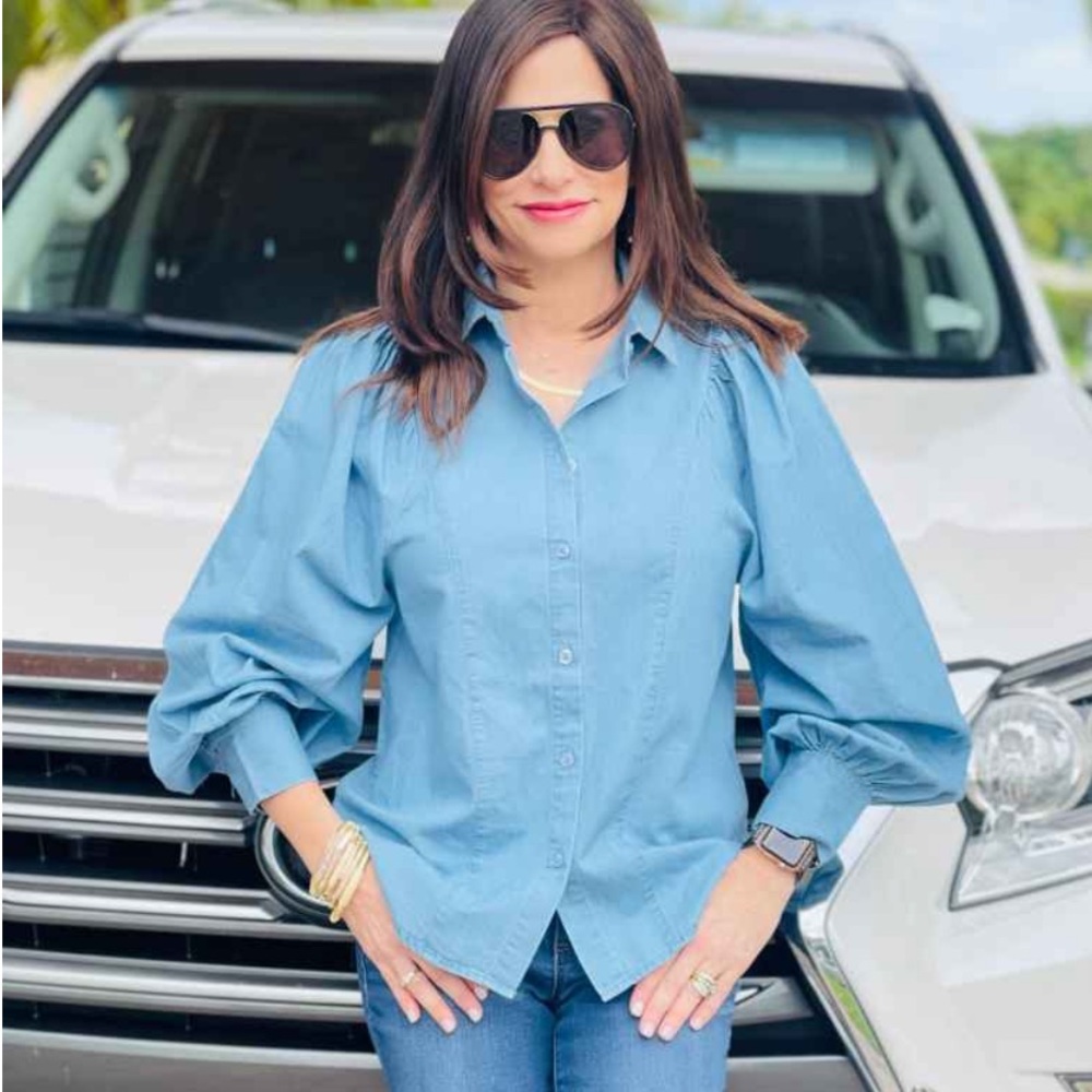 NWT Who What Wear Women’s Ruffle Long Balloon Sleeve Button Down Shirt Blue